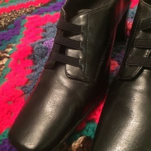 A2 by Aerosoles leather pumps